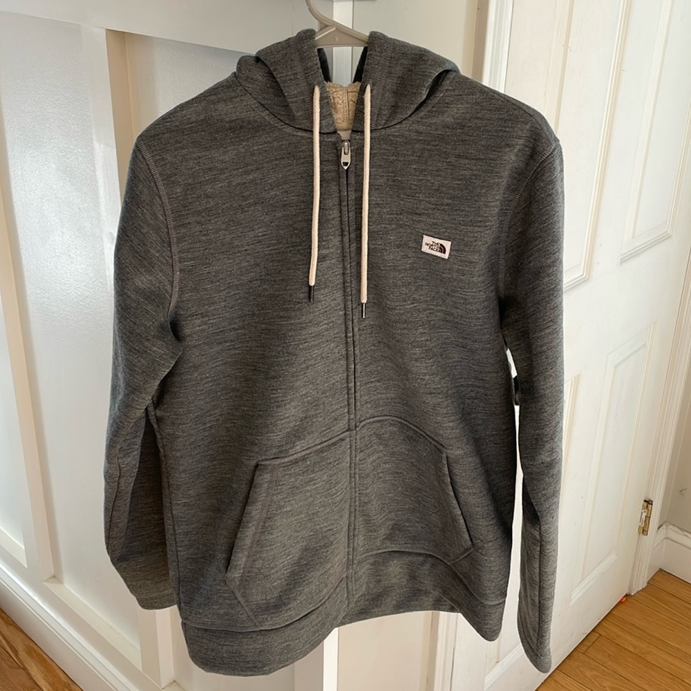 Mens North Face sweatshirt/jacket